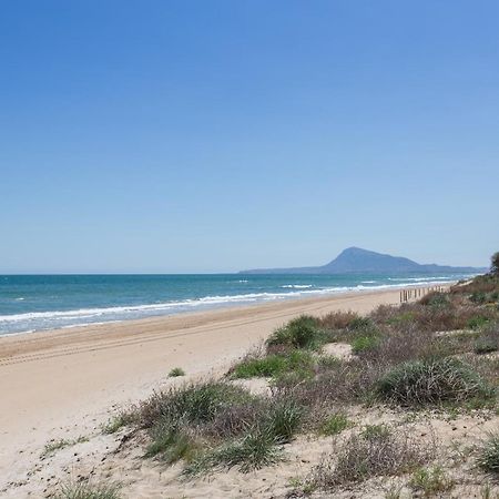 Vila Carmen Oliva Exteriér fotografie