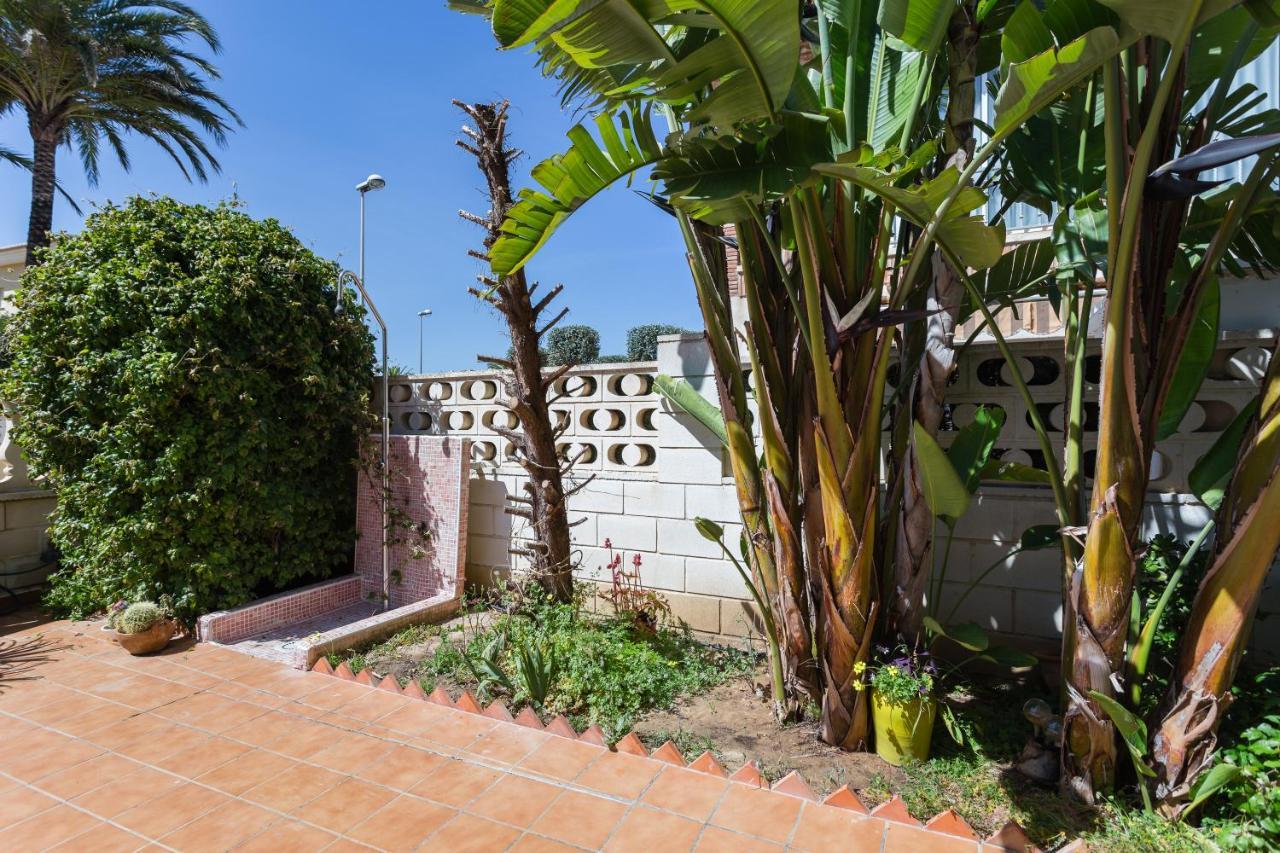 Vila Carmen Oliva Exteriér fotografie