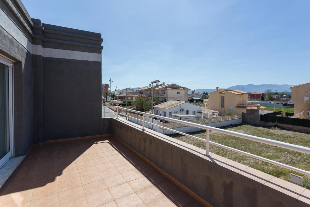 Vila Carmen Oliva Exteriér fotografie